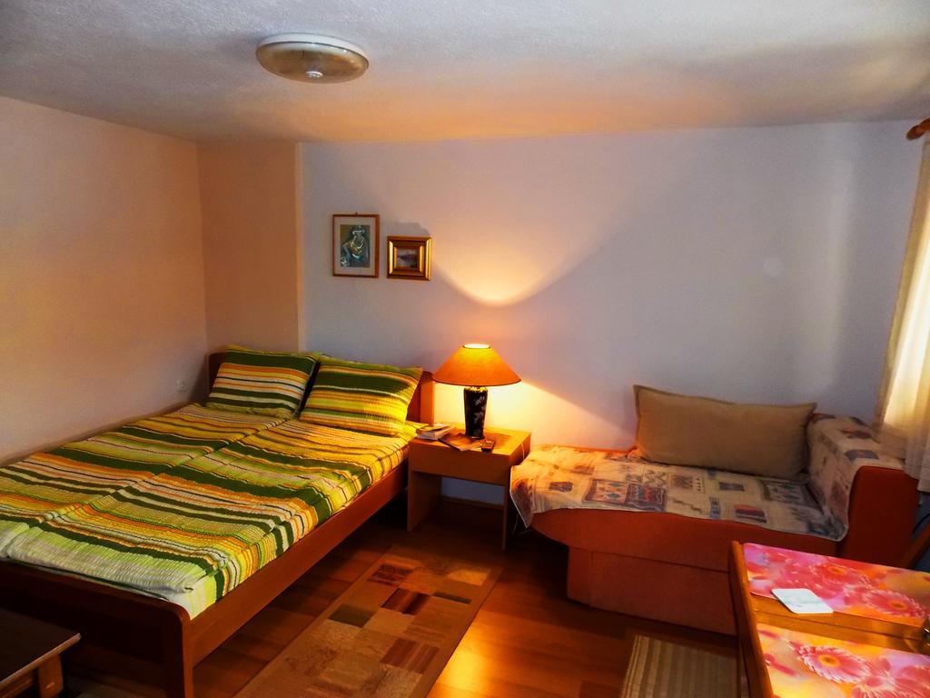 أوهغيد Zura Apartments الغرفة الصورة